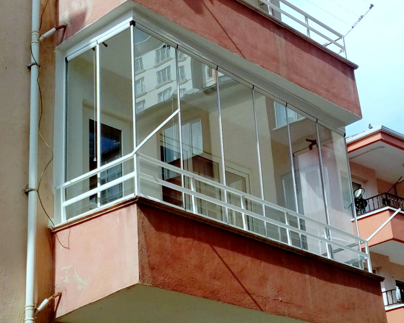 duy ar dizayn dekorasyon cam balkon ve firatpen pvc sistemleri